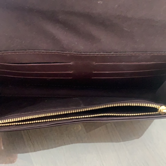 Louis Vuitton wallet on a chain - Picture 6 of 9